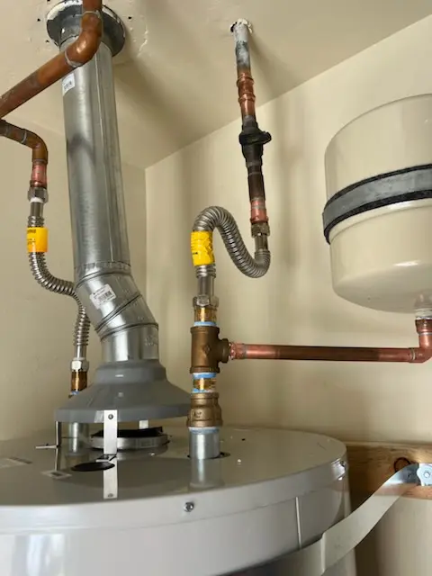 Water heater installation and plumbing repair in Vinita